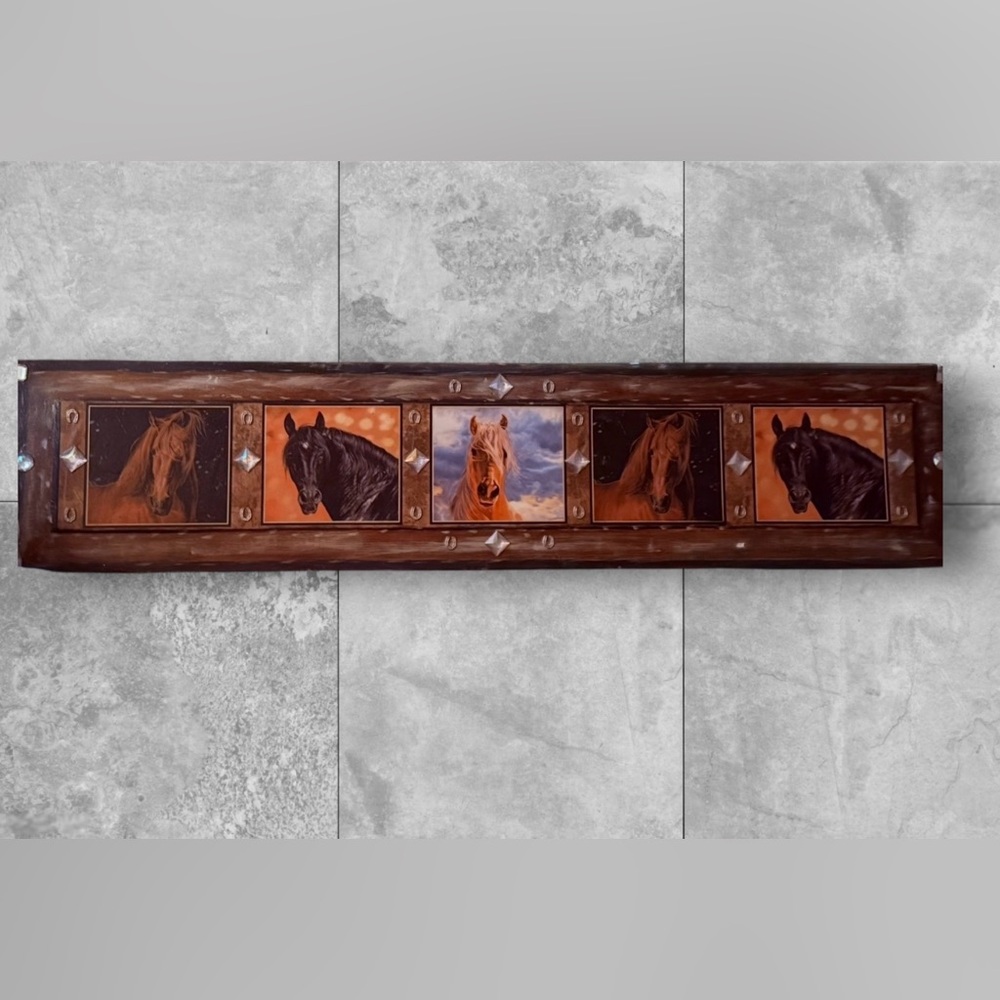 Handmade Western Horse Wall Art on Reclaimed Wood | Rustic Farmhouse